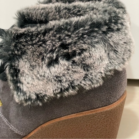 EUC Cole Haan Coralie Waterproof Wedge Bootie. Grey. Faux Fur. Size 6 / 6B - Picture 3 of 15